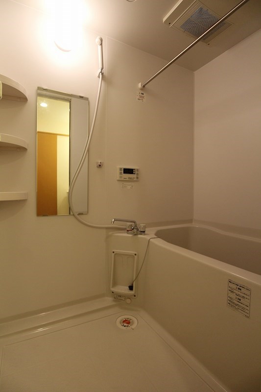 ヴィラクレスト吉塚（旧サムティ吉塚南) 別号室の参考写真になります。