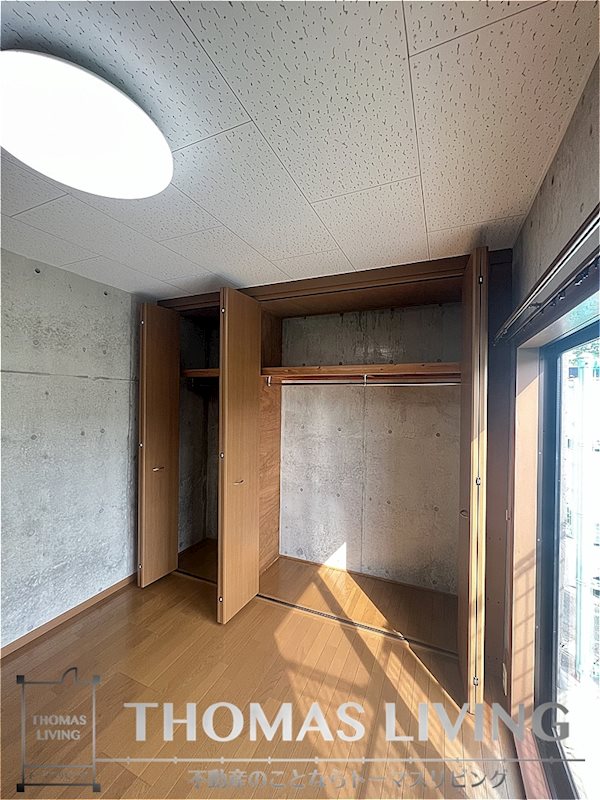 潤野メゾネット 大容量のクローゼット御座いますよ。