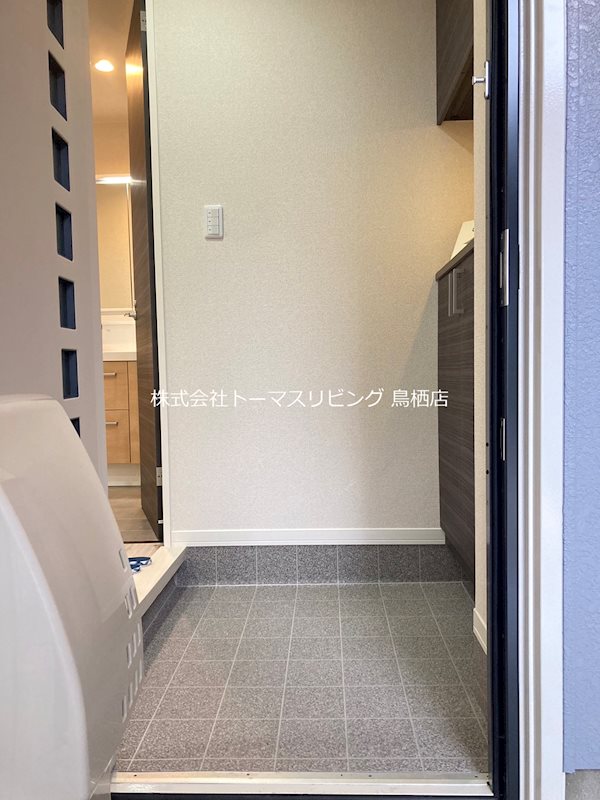 エミネント・フラット 別号室参照