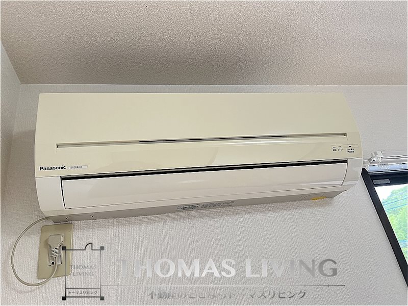 P-アーク24 B棟 冷暖房機能付きエアコン御座いますよ。