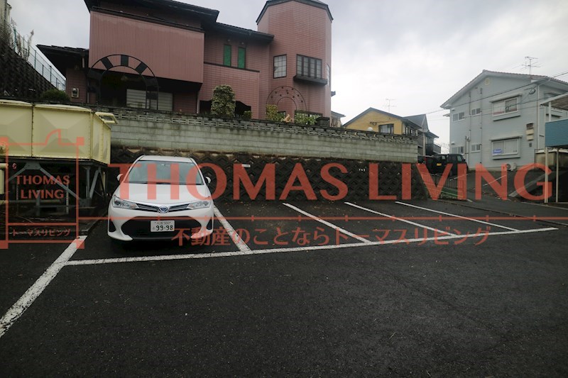 フォレストパークキャンパスサイド 駐車場
