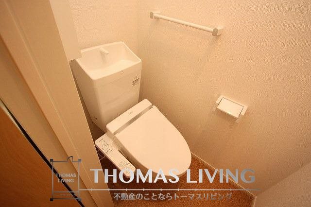 ラフィーネメゾン 嬉しいウォシュレット付きですよ。