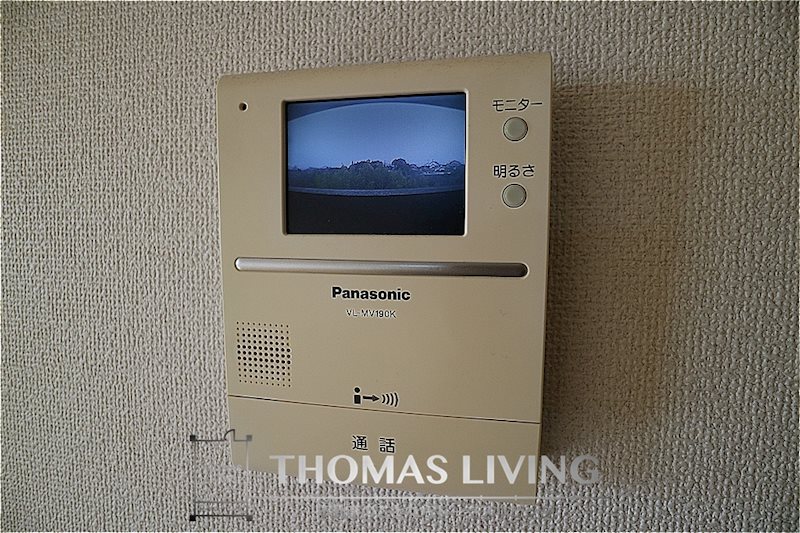 プラムガーデン モニター付きインターフォンでセキュリティ面も安心ですね。