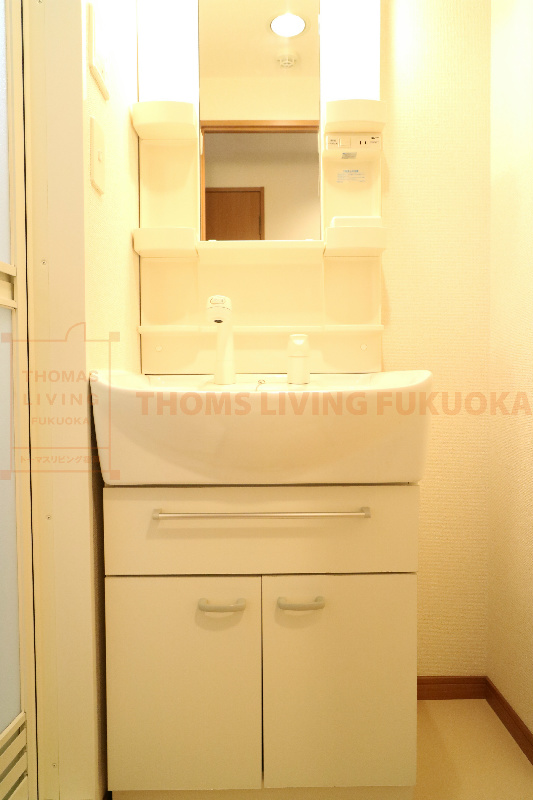 サンビオラ 洗面台　別号室参考写真