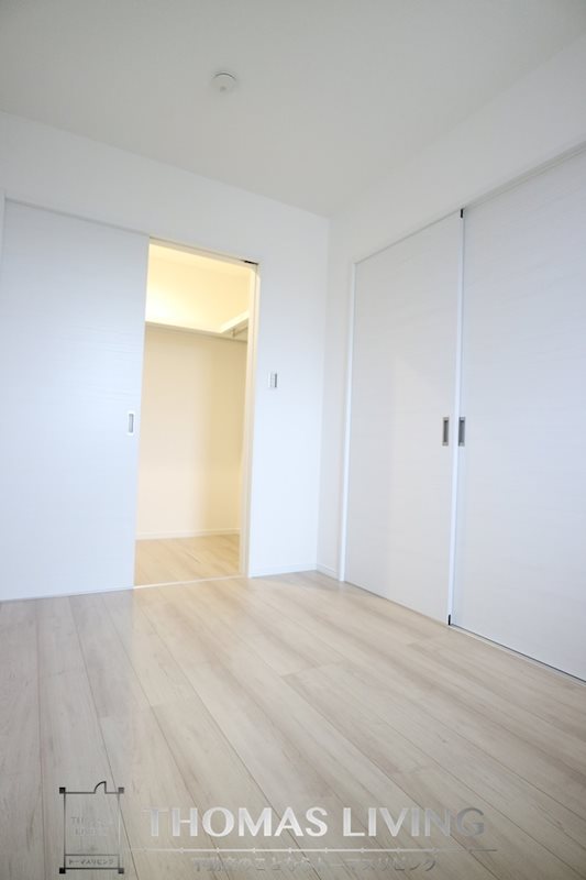 Onesta（オネスタ） 白を基調としており、清潔感あるお部屋です。