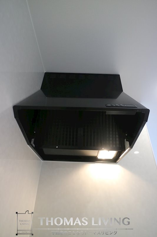 Onesta（オネスタ） 換気設備にはお料理に嬉しい手元が明るいライト付きです！