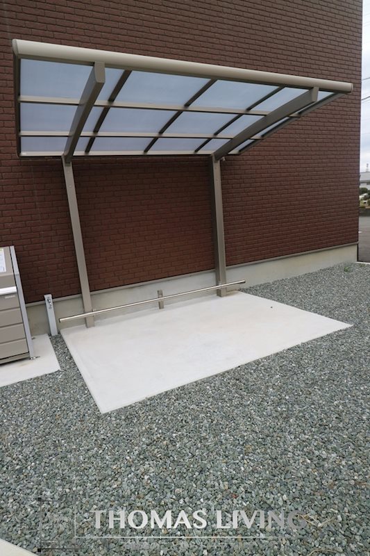 Onesta（オネスタ） 駐輪場があります。