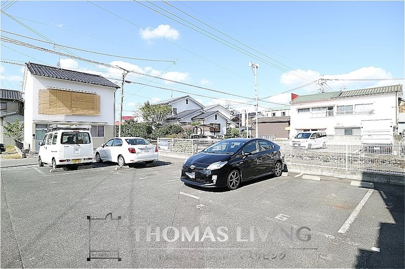 コモドハイム壱番館 敷地内駐車場