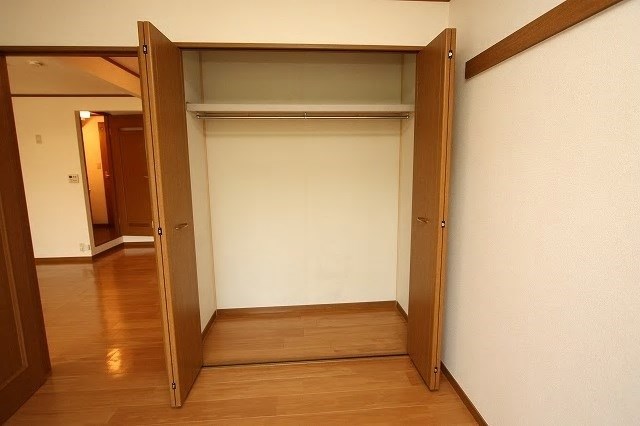 グリュック笹山 弐番館 参考写真のため、現況優先です。