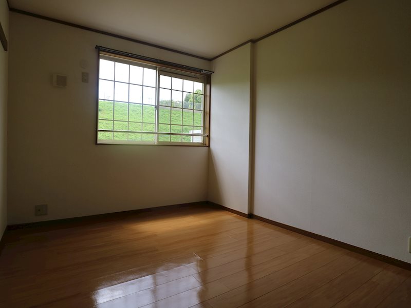 グリュック笹山 弐番館 リビング