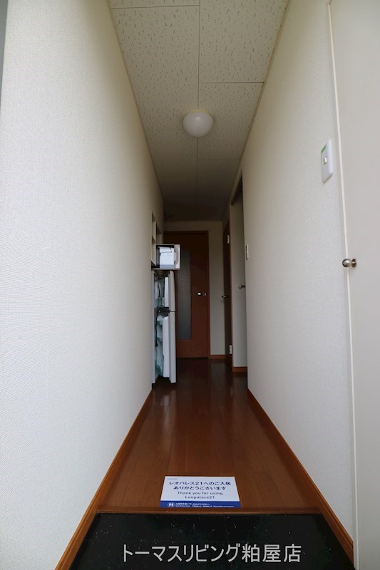 レオパレス川内 玄関
