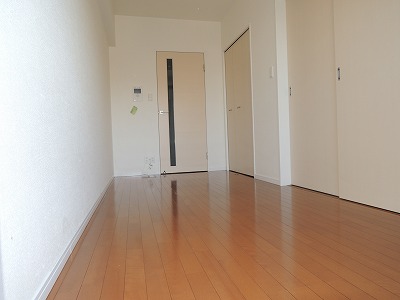 グランフォーレ呉服町  リビング　別号室参考写真