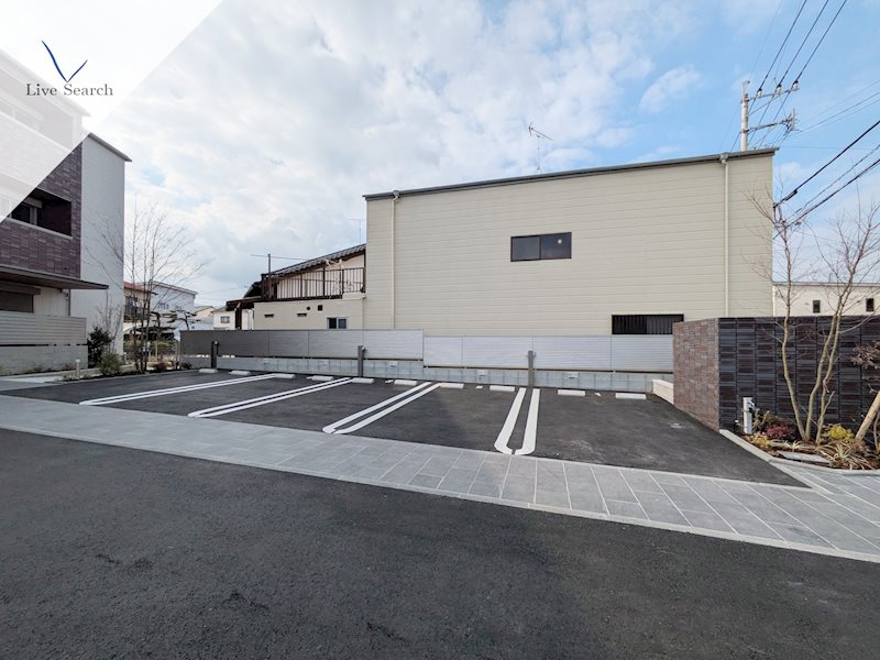 Greenage 駐車場