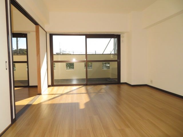 クローバービル壱番館 リビング