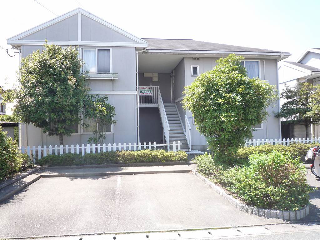 ジャルダンソレール北　C棟 公園も近くにあり落ち着いた住環境です