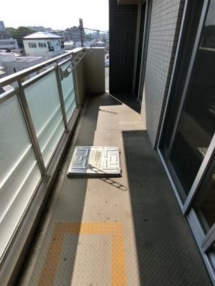 イーストパル博多Ⅱ バルコニー