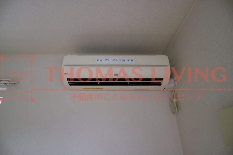 ヴェルドミール Ⅲ 冷暖房機能付きエアコン御座いますよ。