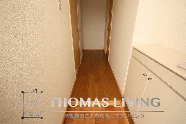 不二コーポ 大容量のシューズボックス御座いますよ。