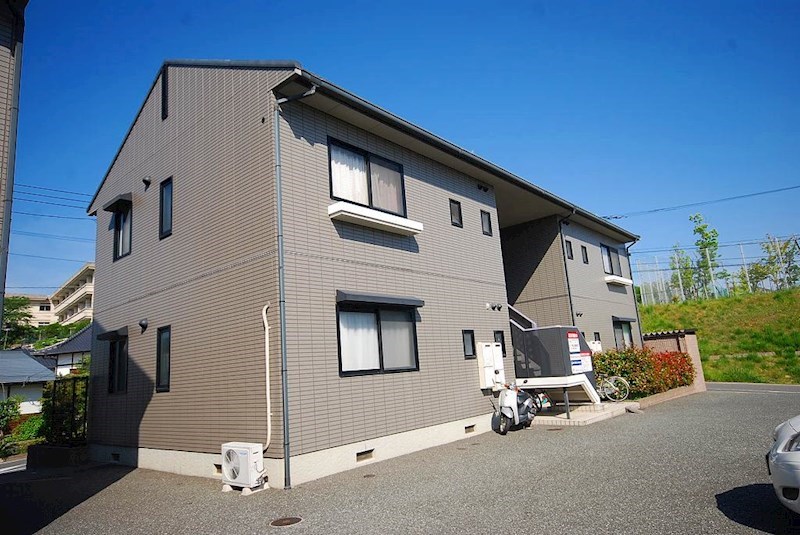 積水ハウス施工物件。太宰府西小・太宰府西中学校そば。