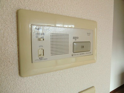 ウイングコート花やしきＣ インターホン付きで来客時も安心・別号室参考写真