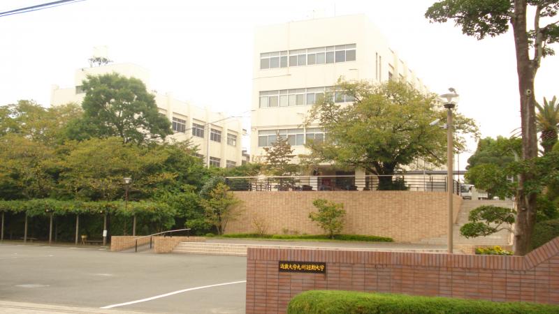 コモドハイム壱番館 私立近畿大学九州短期大学