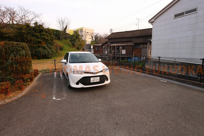 フーガ宮司浜　B 駐車場