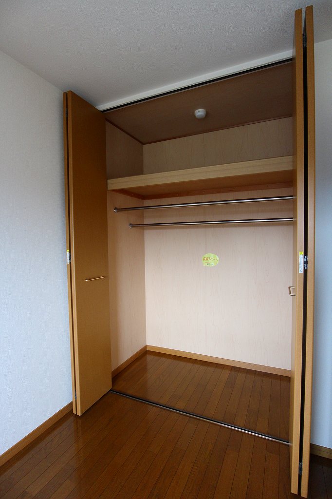 プロシード二日市南 お荷物の多い方も安心・別号室参考写真