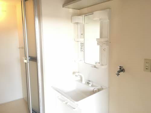 メゾンエミナーンス ※改装中につき別部屋参考画像