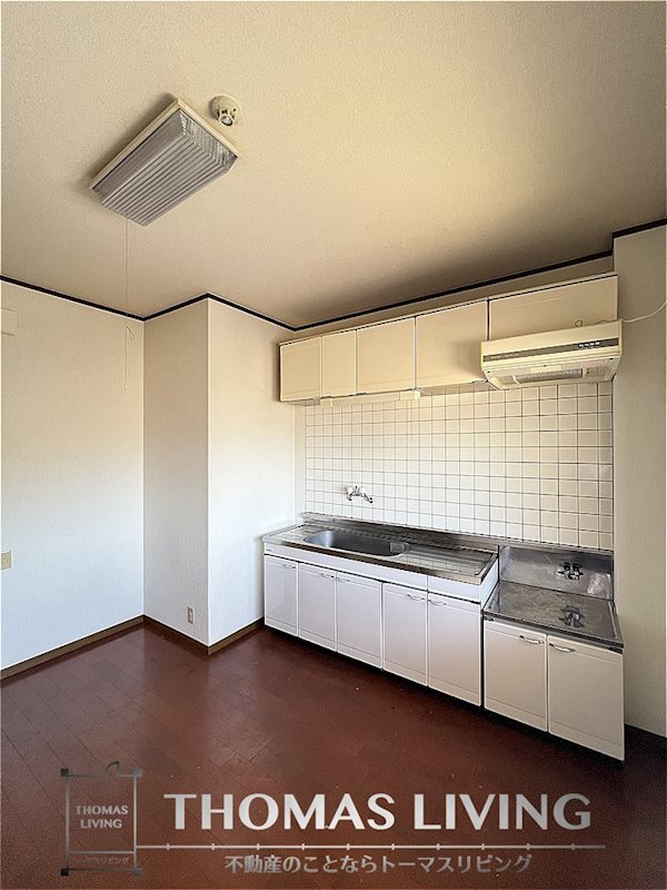 セトルB 同物件別部屋の為、現況優先です。