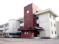 エムボヌール A棟 桂川町立桂川中学校