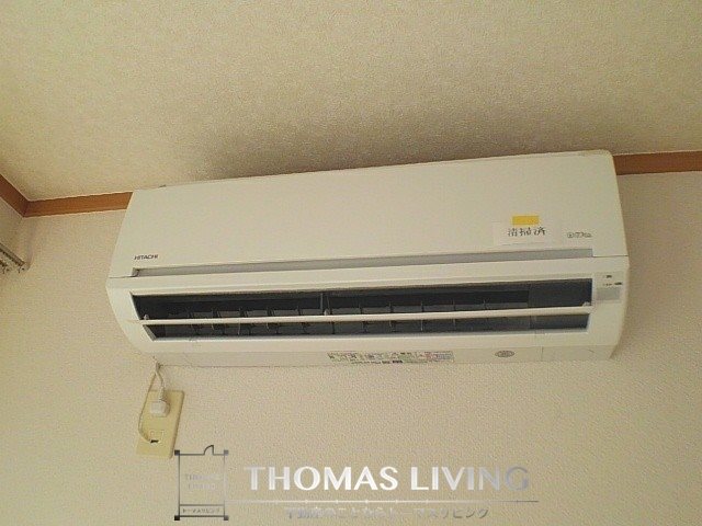 シャルマン横田 A棟 冷暖房機能付きエアコン