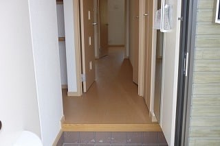 プロスペールコナンⅡA 玄関