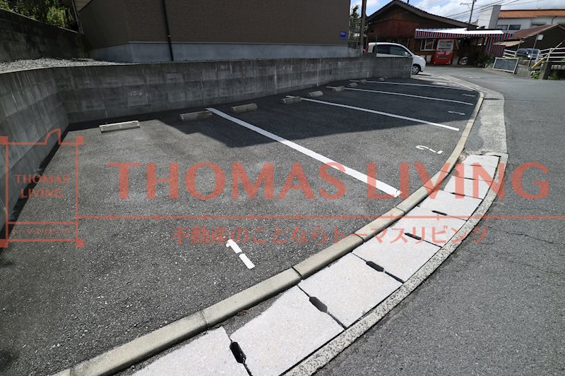 サリエンテ飯塚 駐車場
