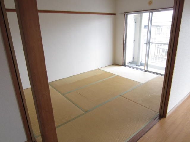 O・C・アパルタメント その他