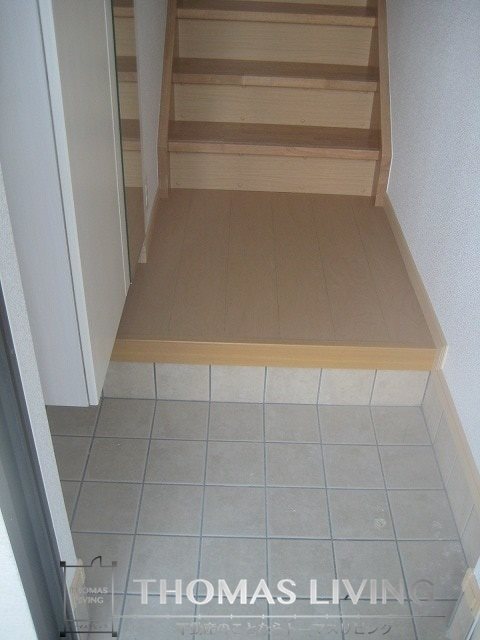 サンリットフィオーレ　C 玄関