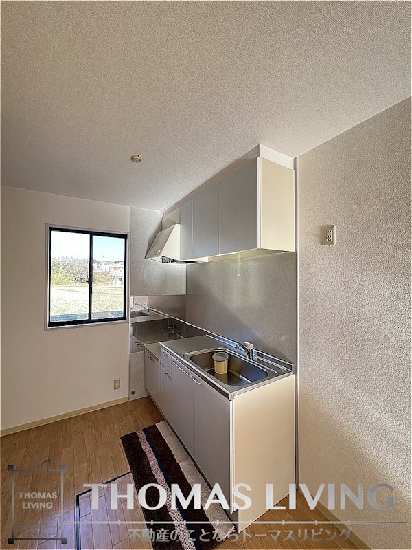 シャルマンK A棟 小窓があり換気がしやすいですね。