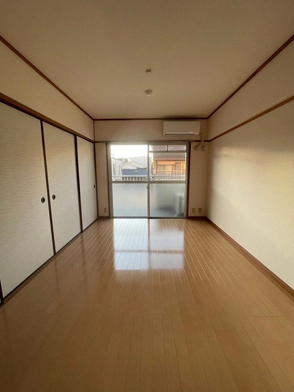 大産高取マンション ベッドルーム