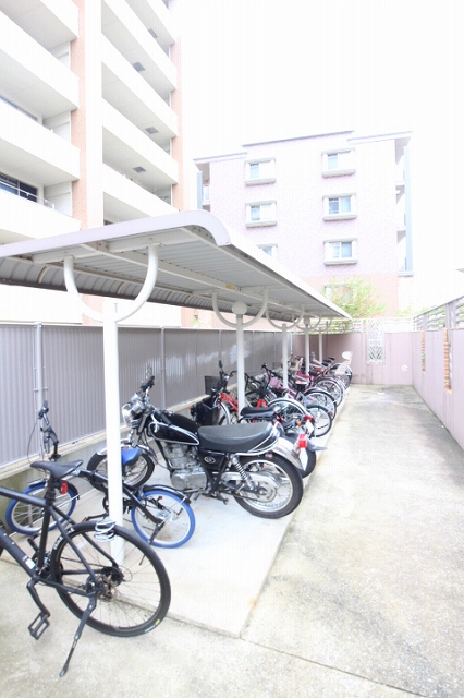 Taka Sunrise 駐輪場