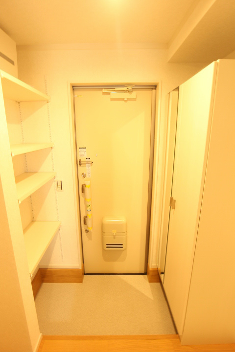 JANE HOUSE（ジェーンハウス） 玄関スペース※別号室参考写真