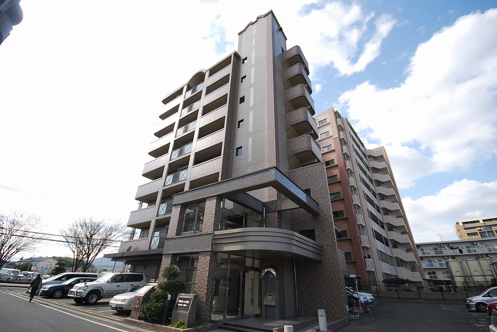 西鉄筑紫駅すぐそば