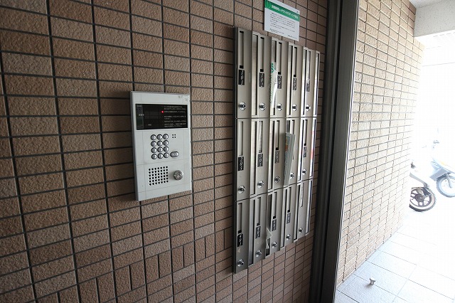 ドミール六本松 オートロック＆集合ポスト