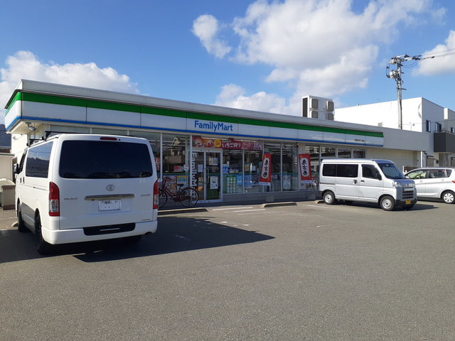 サクラハイムⅡ ﾌｧﾐﾘｰﾏｰﾄ 福岡田村五丁目店