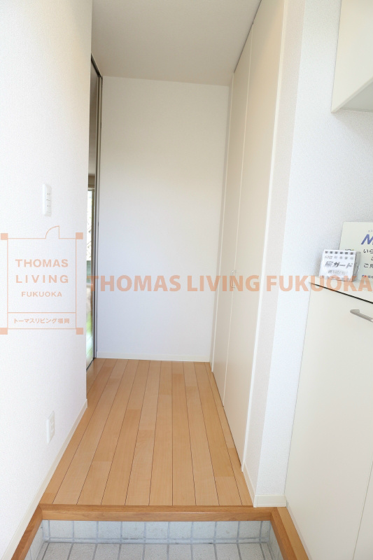 シャーメゾン舞 玄関（写真は別号室です。）