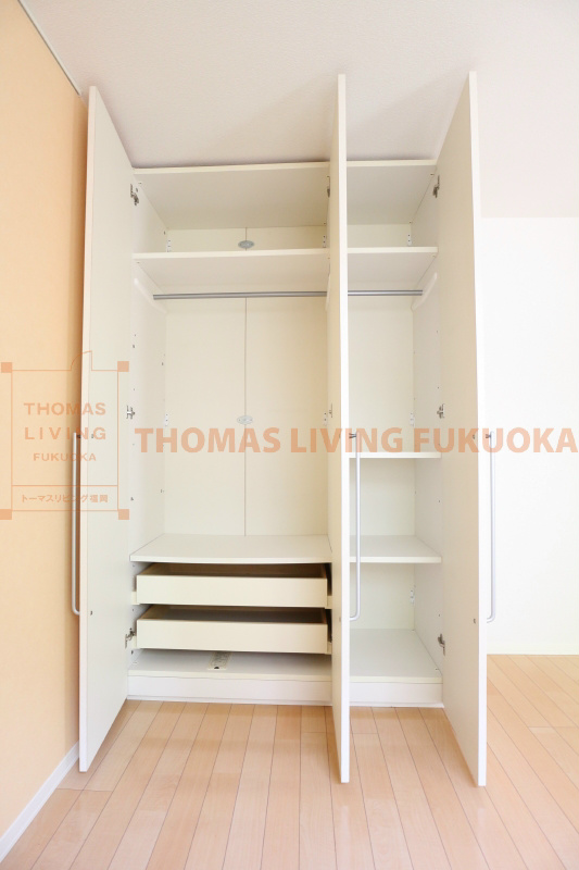 シャーメゾン舞 クローゼット（写真は別号室です。）