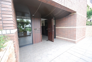 アプローズ都府楼壱番館 エントランス