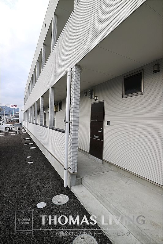 伊岐須ベルエア九工大 玄関