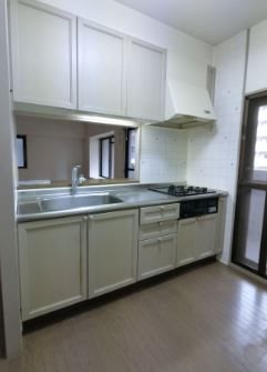 アンピール箱崎東 ※別号室の参考写真になります。