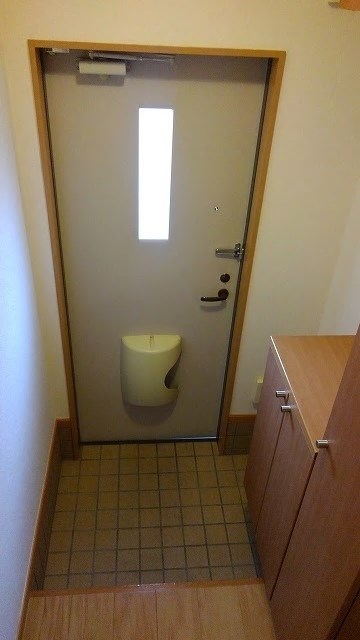 グランメゾン和白丘弐番館 玄関※別号室の参考写真になります。