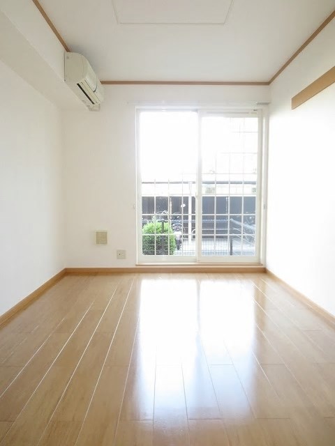 グランメゾン和白丘弐番館 リビング※別号室の参考写真になります。