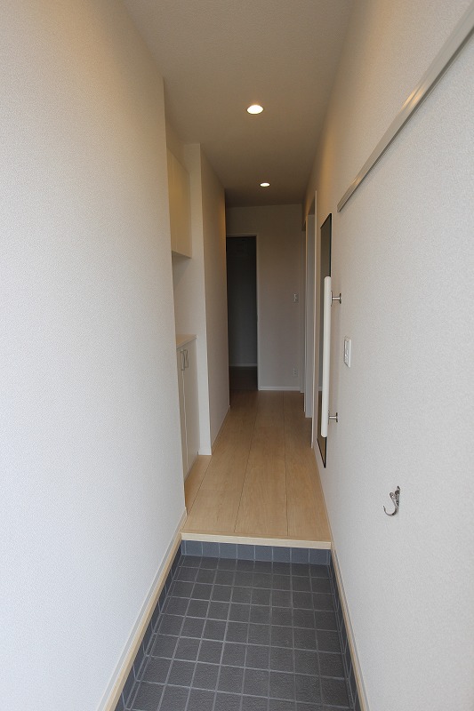 アムール福津 お部屋が丸見えにならない玄関です。